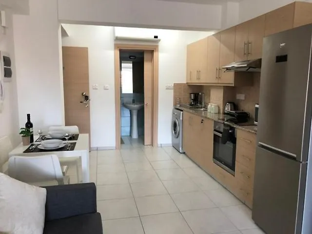 Must Stay - City Center Larnaca 0*,  Cyprus